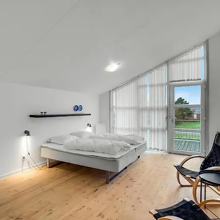 Lovely In With Kitchen شقة Højer